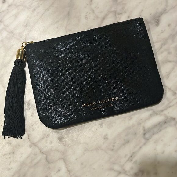 MARC JACOBS DECADENCE NWOT MAKEUP/ CLUTCH BAG - Picture 3 of 6